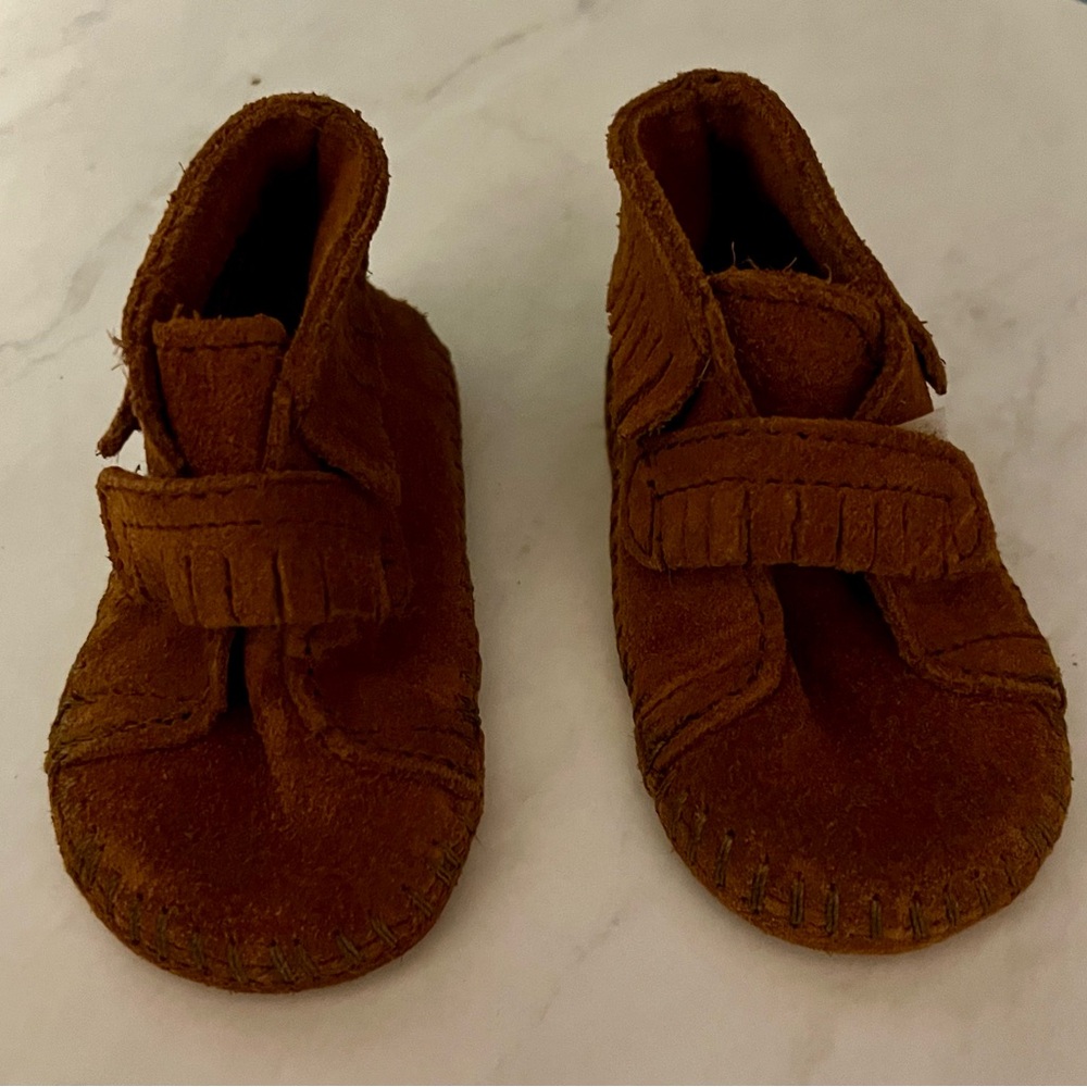 Minnetonka Suede Leather Moccasins Toddler Size 2